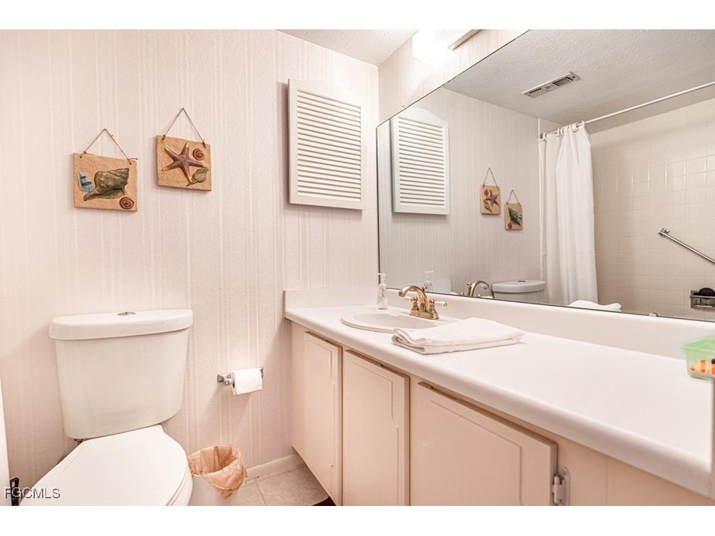 1660 Pine Valley Drive #201 Fort Myers FL 33907 2025002418 image10