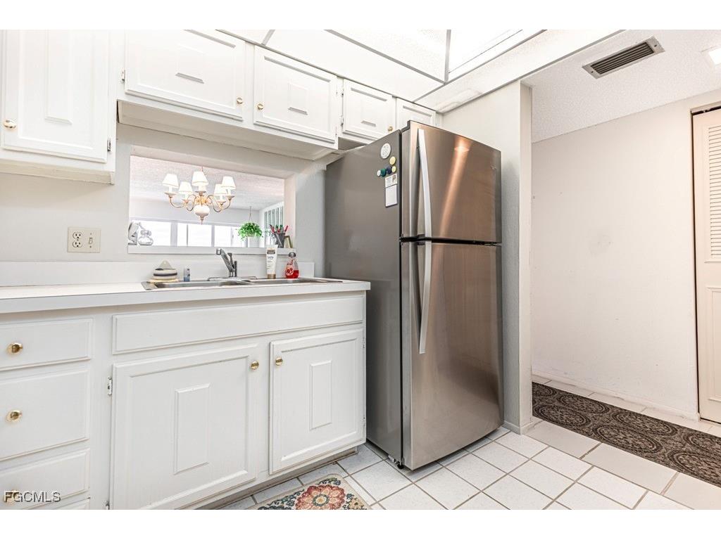 1660 Pine Valley Drive #201 Fort Myers FL 33907 2025002418 image5