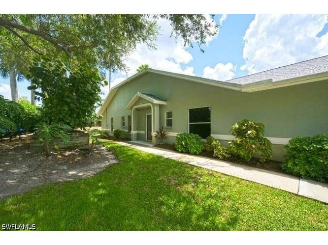 1660 Royal Circle Naples FL 34112 226024625 image2