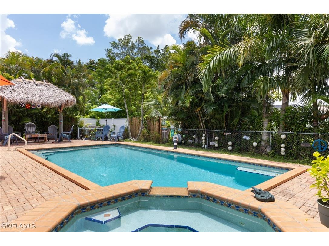 1660 S Hermitage Road Fort Myers FL 33919 225061341 image1