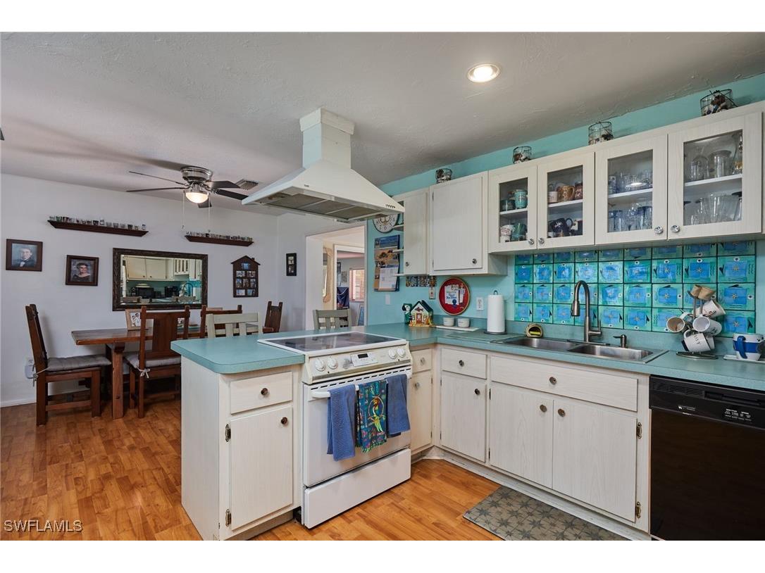 1660 S Hermitage Road Fort Myers FL 33919 225061341 image9