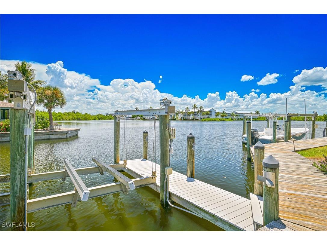 16600 Bocilla Island Club Drive #35 Bokeelia FL 33922 225066032 image8