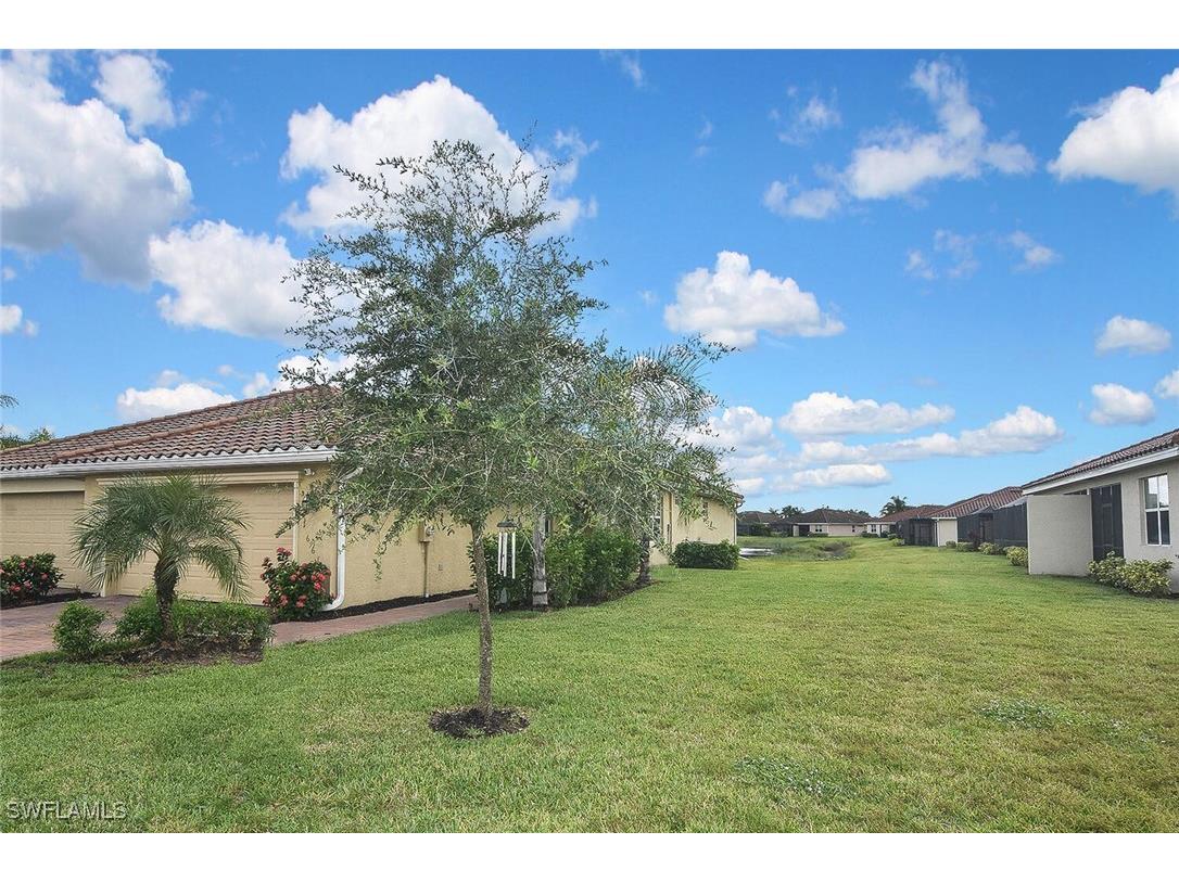 1661 Alameda Drive Naples FL 34120 225069795 image4