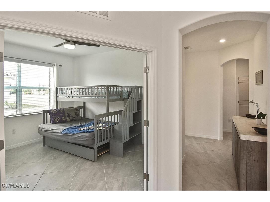 1661 Alameda Drive Naples FL 34120 225069795 image40