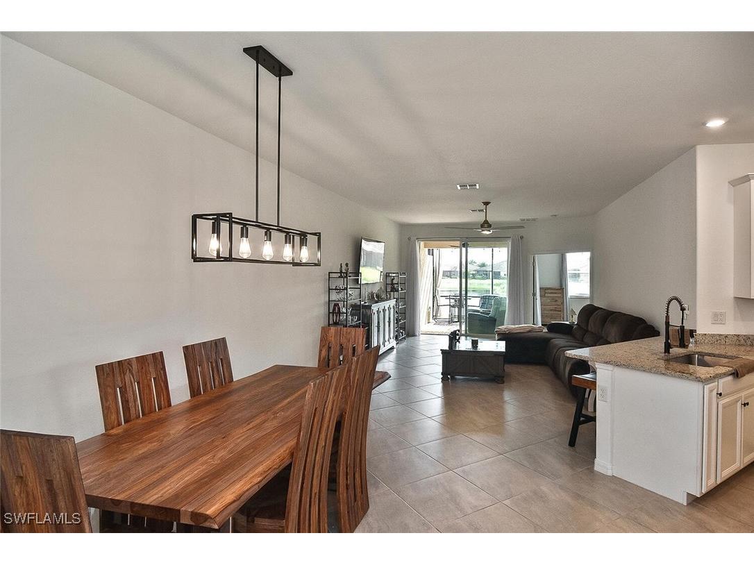 1661 Alameda Drive Naples FL 34120 225069795 image8