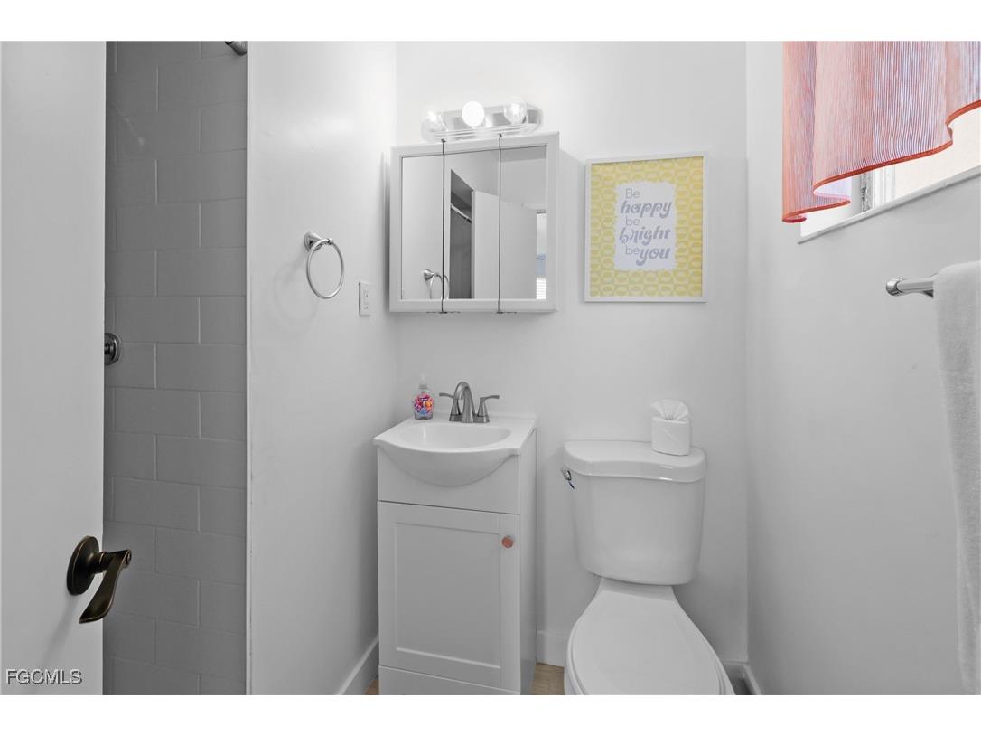 1661 Coronado Road Fort Myers FL 33904 2025024016 image15