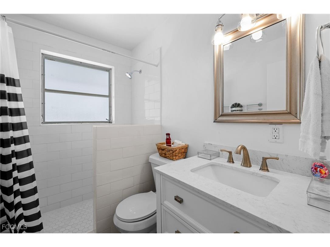 1661 Coronado Road Fort Myers FL 33904 2025024016 image20