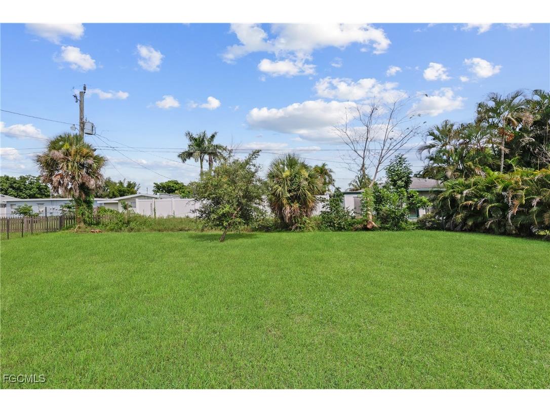 1661 Coronado Road Fort Myers FL 33904 2025024016 image26