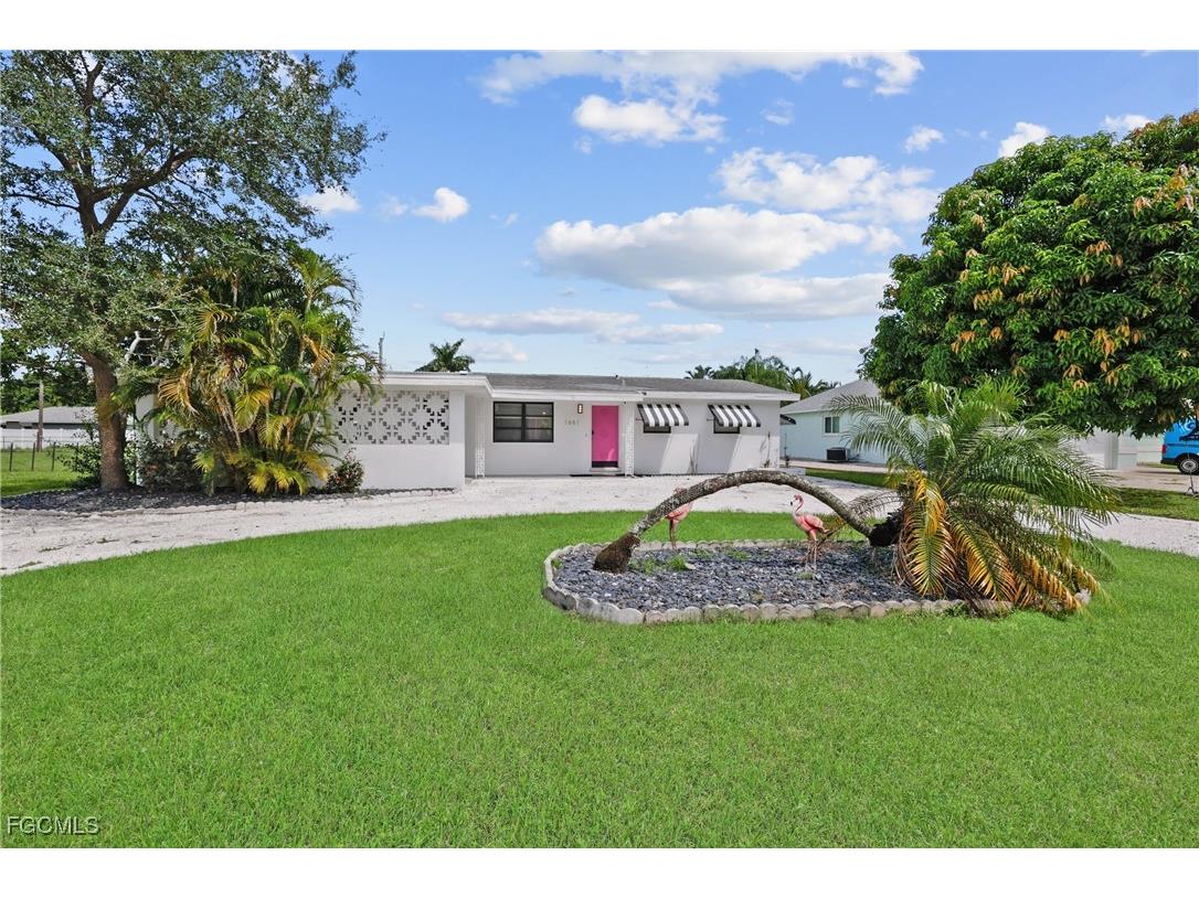 1661 Coronado Road Fort Myers FL 33904 2025024016 image28