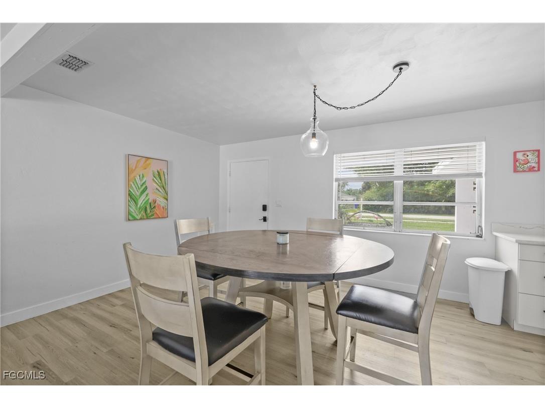 1661 Coronado Road Fort Myers FL 33904 2025024016 image3