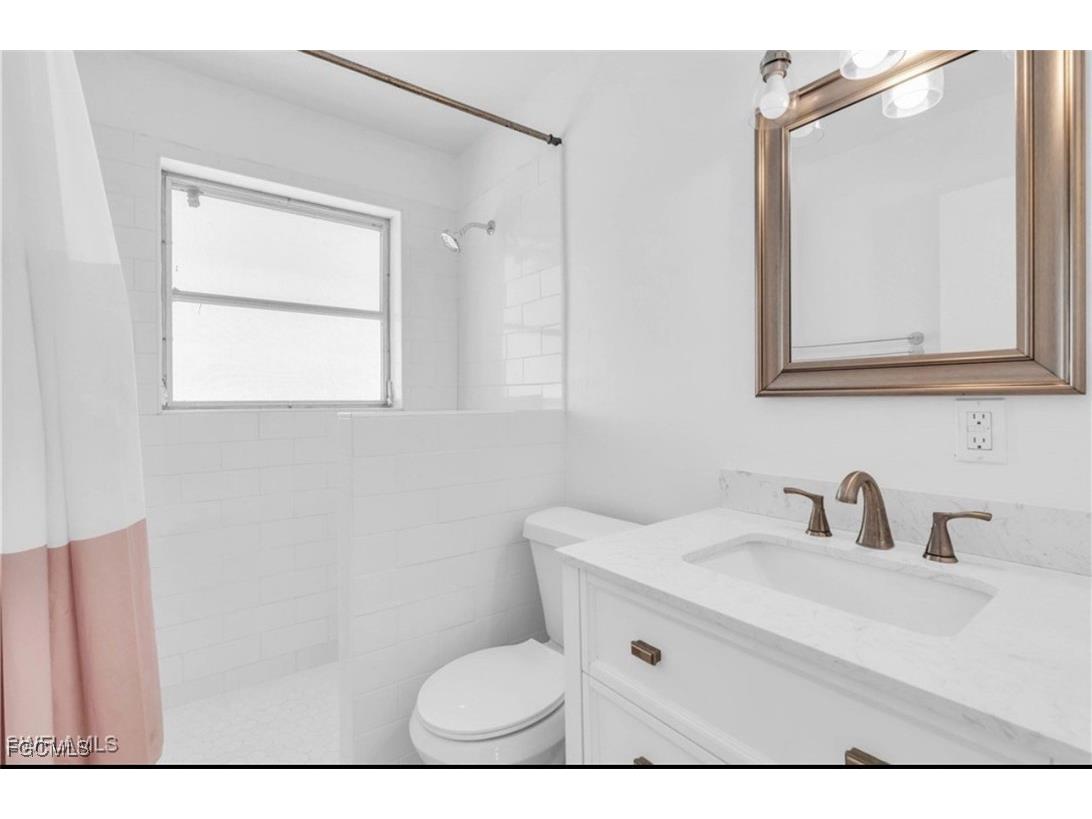 1661 Coronado Road Fort Myers FL 33904 2025024016 image44