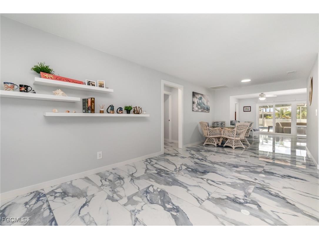 1661 Swan Terrace North Fort Myers FL 33903 2025017907 image10