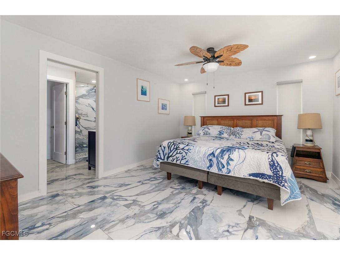 1661 Swan Terrace North Fort Myers FL 33903 2025017907 image20