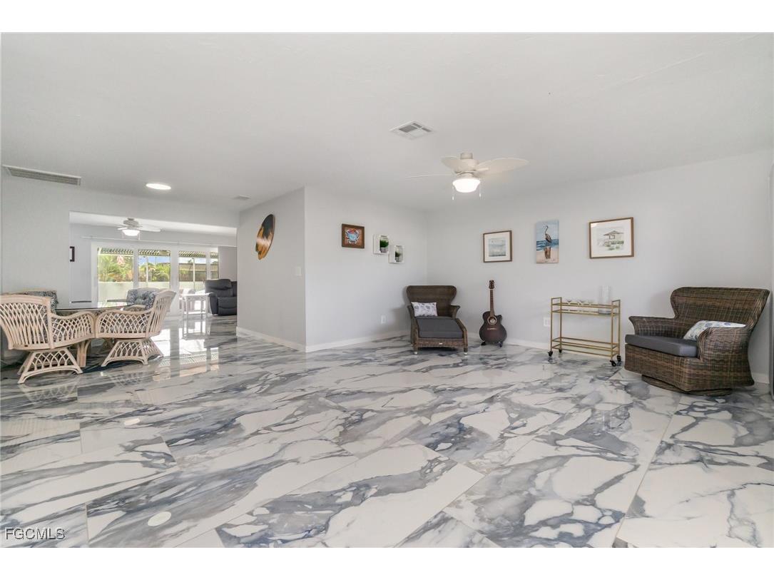 1661 Swan Terrace North Fort Myers FL 33903 2025017907 image8