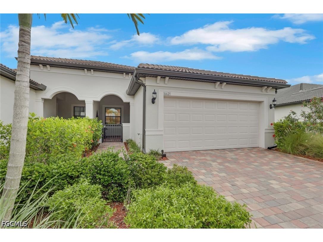 16621 Rolling Rock Boulevard Alva FL 33920 2026025353 image2