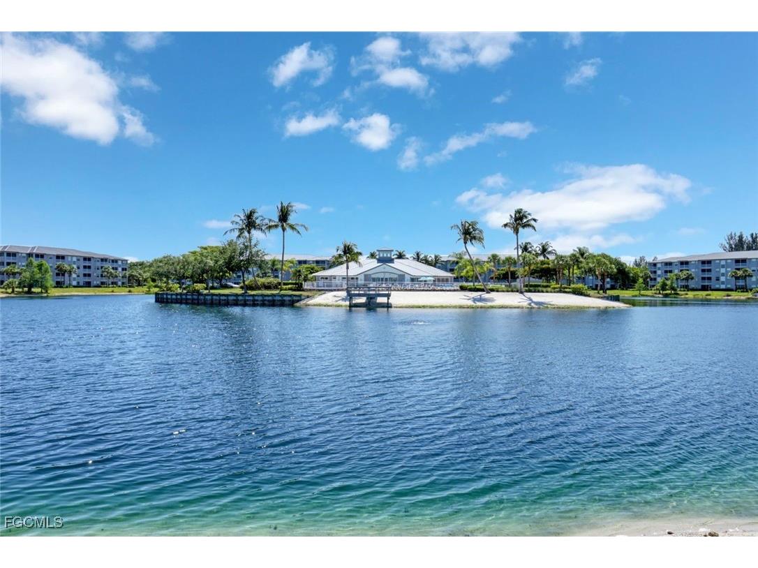 16625 Lake Circle Drive #518 Fort Myers FL 33908 2025008429 image1