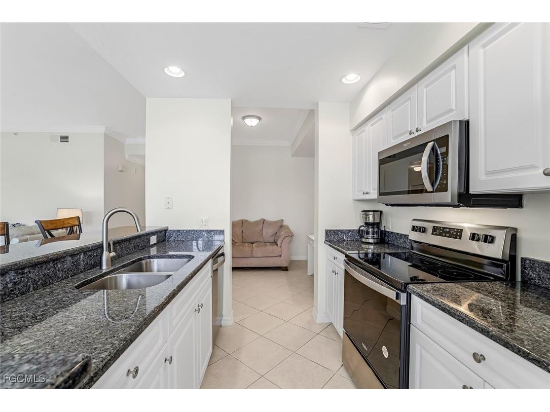 16625 Lake Circle Drive #518 Fort Myers FL 33908 2025008429 image21