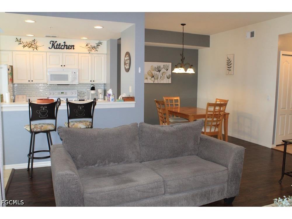 16625 Lake Circle Drive #523 Fort Myers FL 33908 2026022772 image8