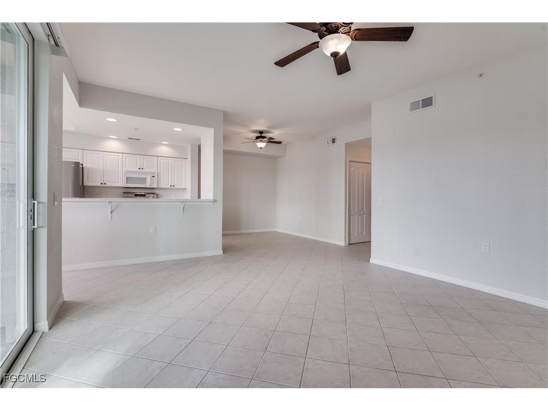 16635 Lake Circle Drive #613 Fort Myers FL 33908 2025024949 image4