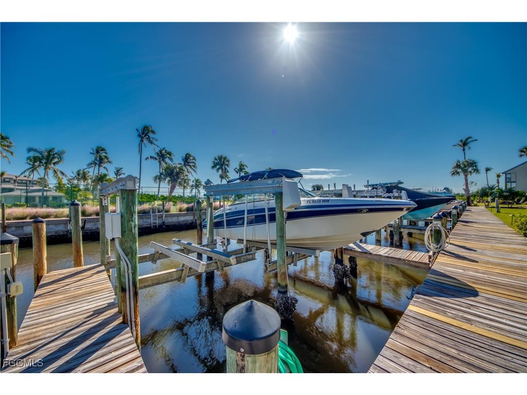 16640 Bocilla Island Club Drive #49 Bokeelia FL 33922 2025021709 image19