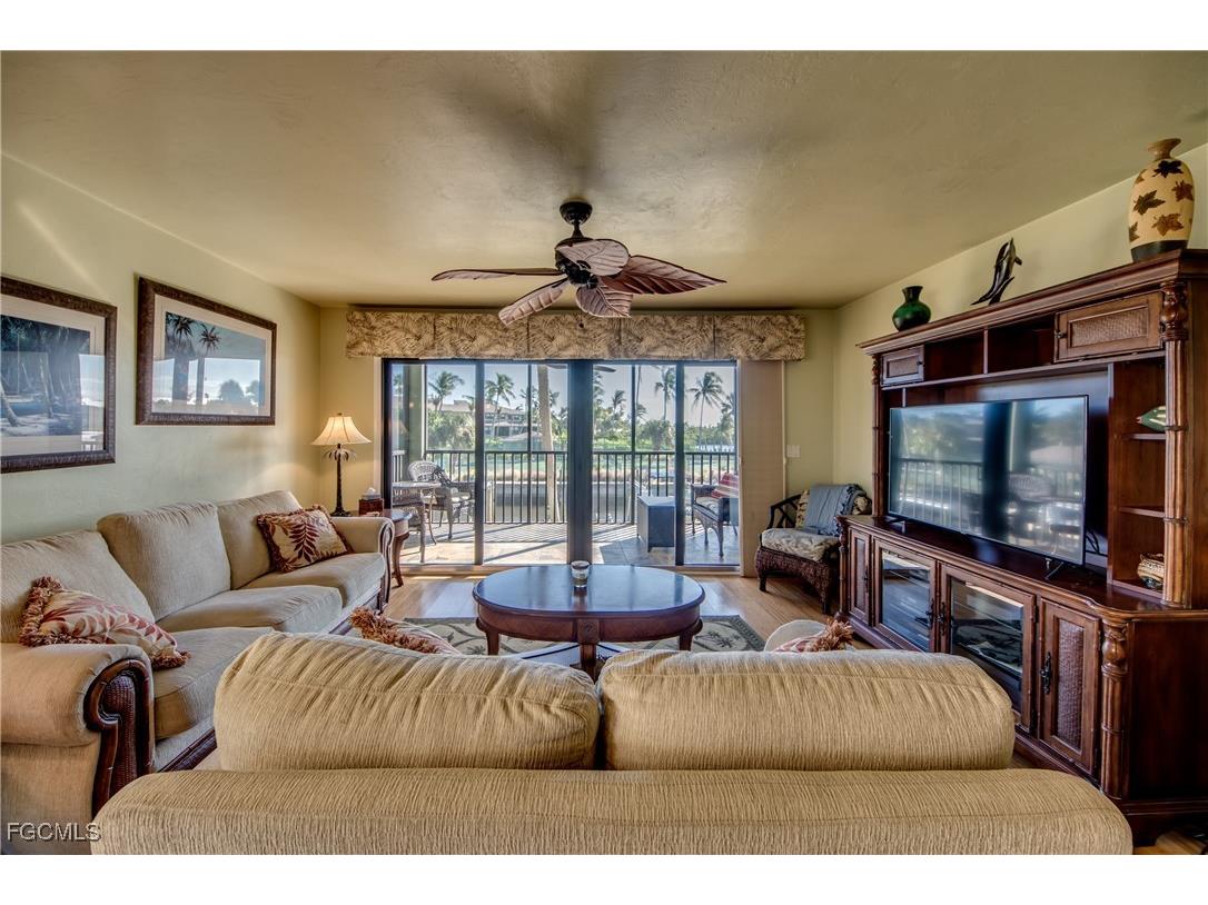 16640 Bocilla Island Club Drive #49 Bokeelia FL 33922 2025021709 image6