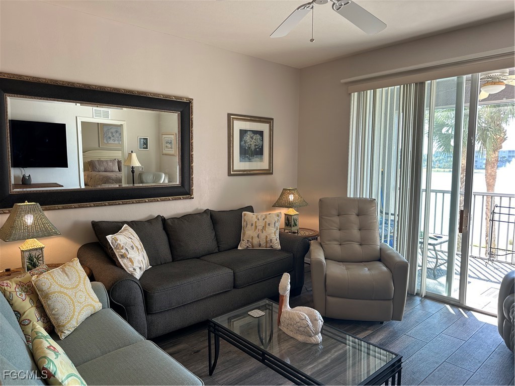 16655 Lake Circle Drive #825 Fort Myers FL 33908 2025021821 image9