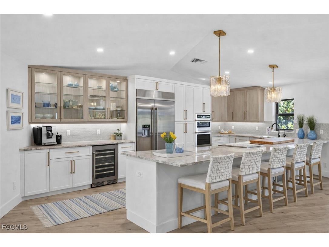 1666 Middle Gulf Drive Sanibel FL 33957 2026003542 image3