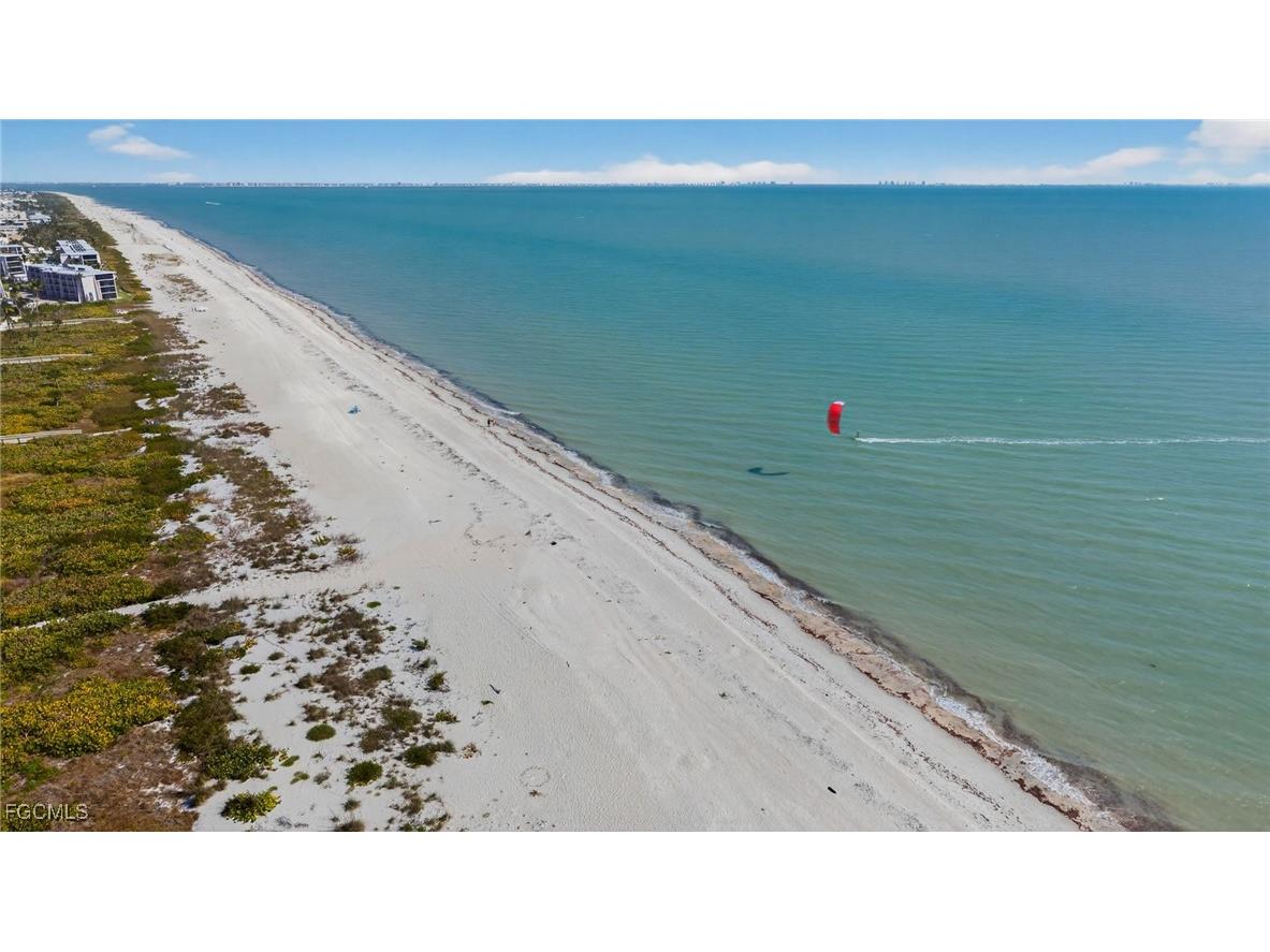 1666 Middle Gulf Drive Sanibel FL 33957 2026003542 image49