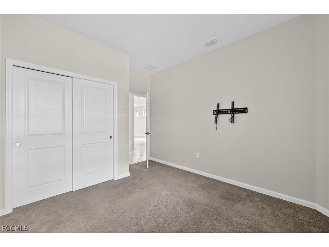 16669 Rolling Rock Boulevard Alva FL 33920 2026007335 image27