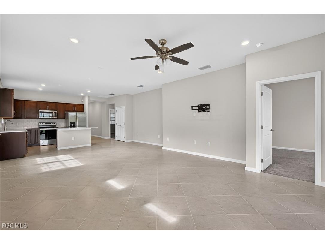 16669 Rolling Rock Boulevard Alva FL 33920 2026007335 image6