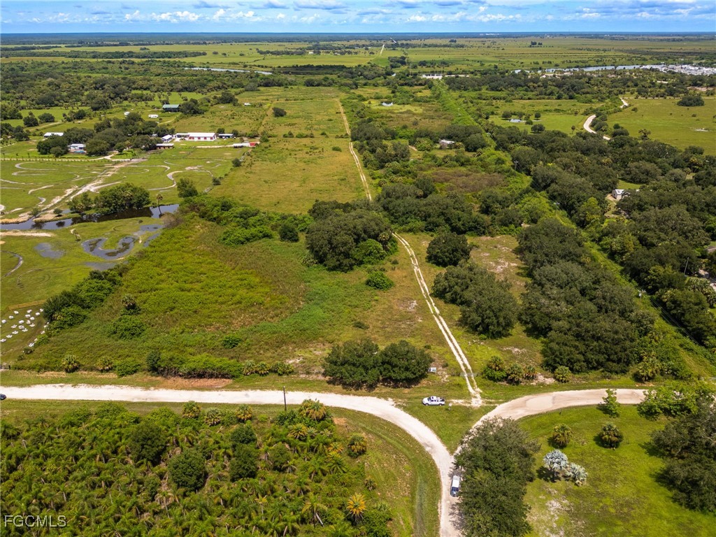 1667 Palomino Drive Moore Haven FL 33471 2025010684 image2