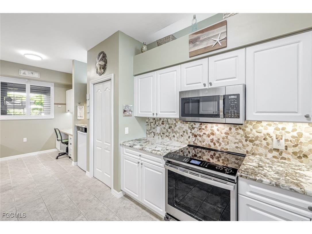 16685 Lake Circle Drive #1012 Fort Myers FL 33908 2025011236 image14