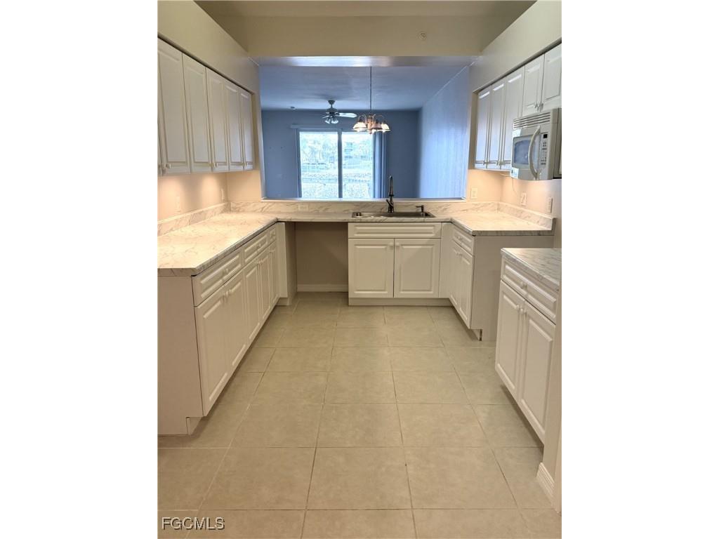 16685 Lake Circle Drive #1019 Fort Myers FL 33908 2025008273 image7