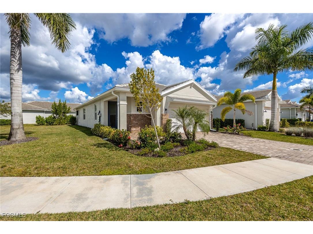 16697 Seasons Coast Drive Bonita Springs FL 34135 2025016216 image6