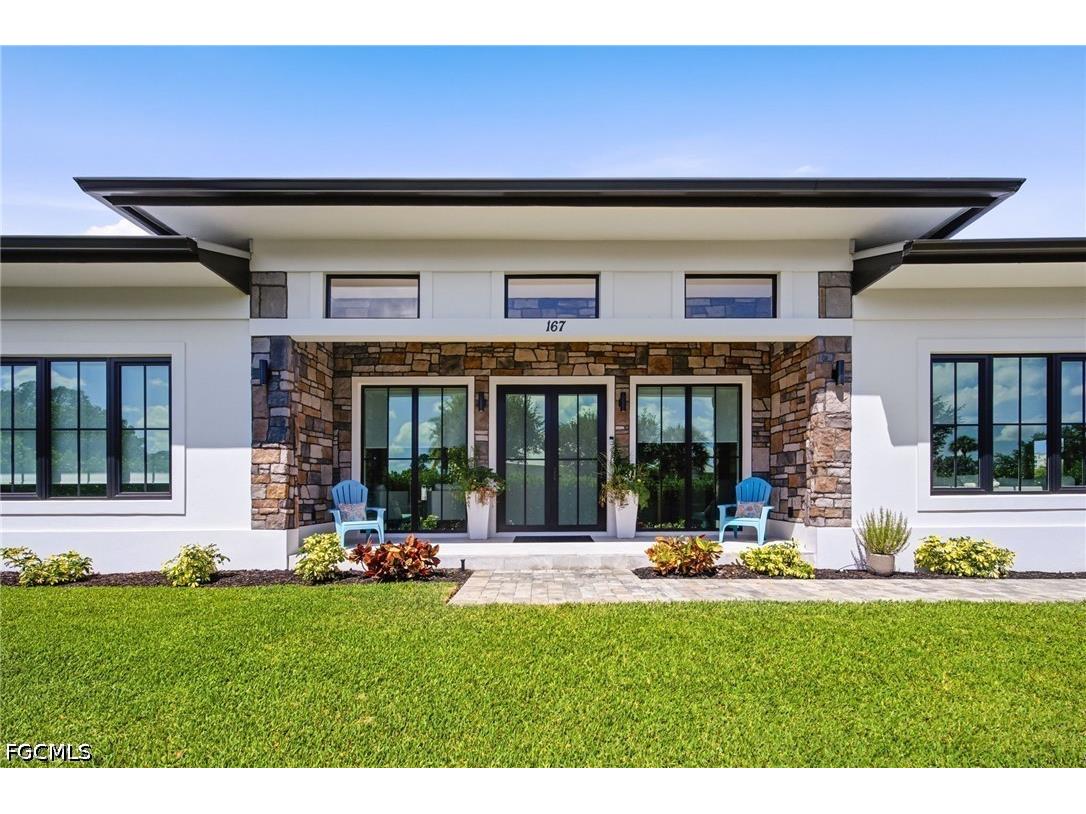 167 Burning Tree Drive Naples FL 34105 2026019508 image1