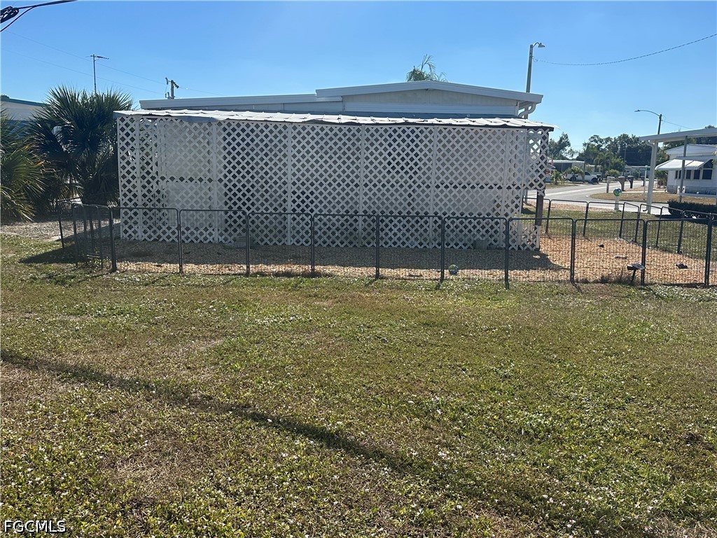 167 Chisholm Trail North Fort Myers FL 33917 2026020990 image12