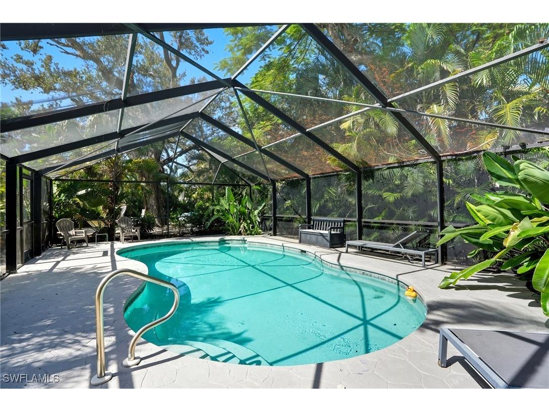 167 Coconut Drive Fort Myers Beach FL 33931 225071251 image2