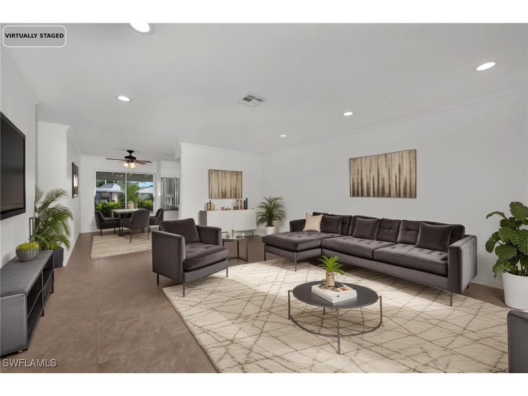 167 Crown Drive #12 Naples FL 34110 225071627 image1