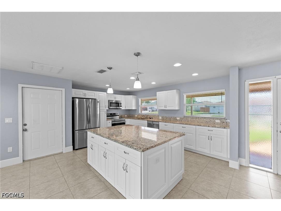 167 SW 53rd Street Cape Coral FL 33914 2026017966 image6