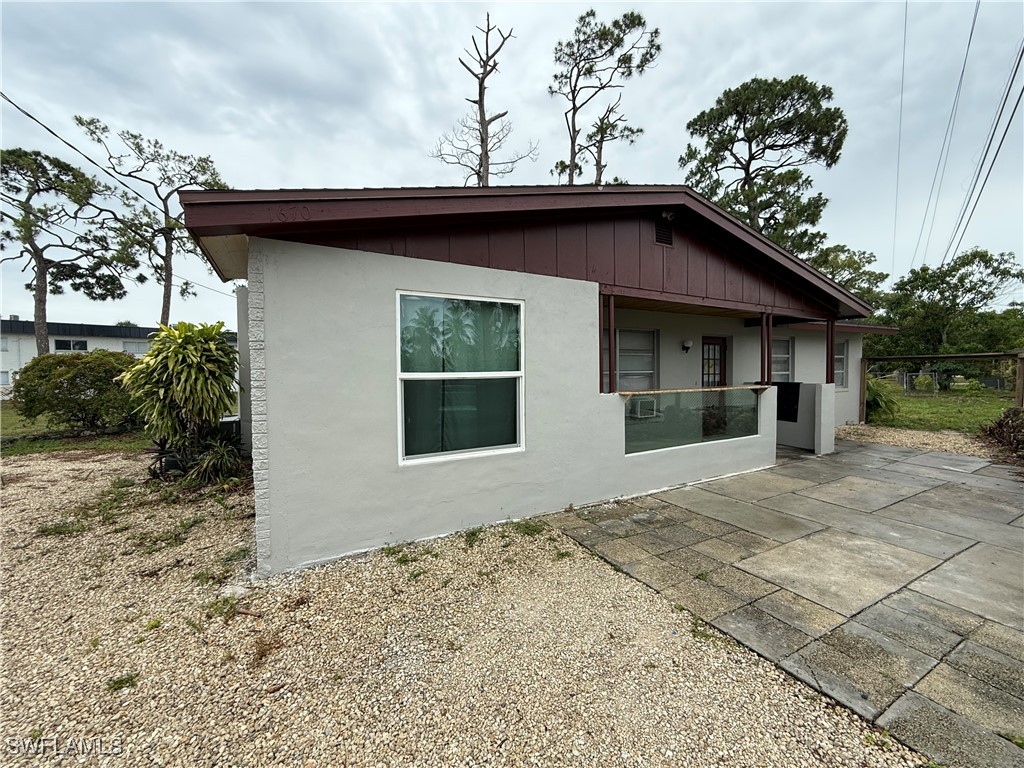 1670 Merrimack Court Fort Myers FL 33907 225051917 image1