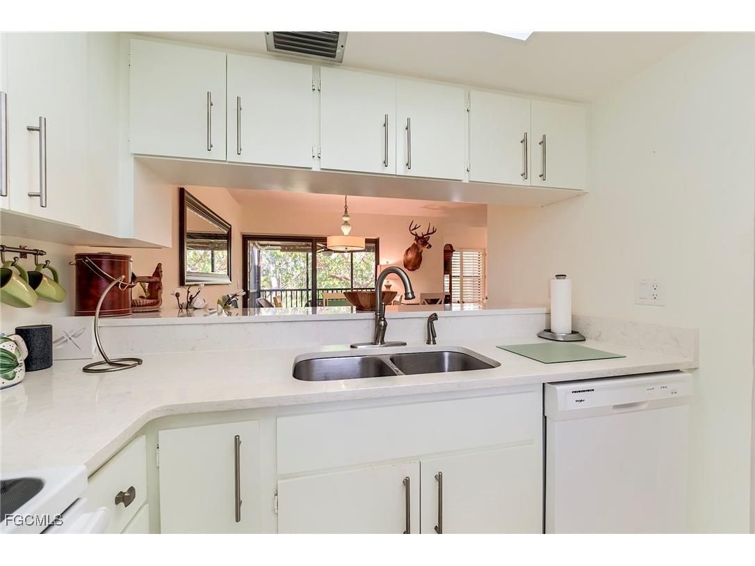 16709 Bocilla Palms Drive #20 Bokeelia FL 33922 2025010671 image13