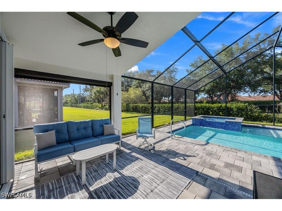 1671 Triangle Palm Terrace Naples FL 34119 226017225 image20