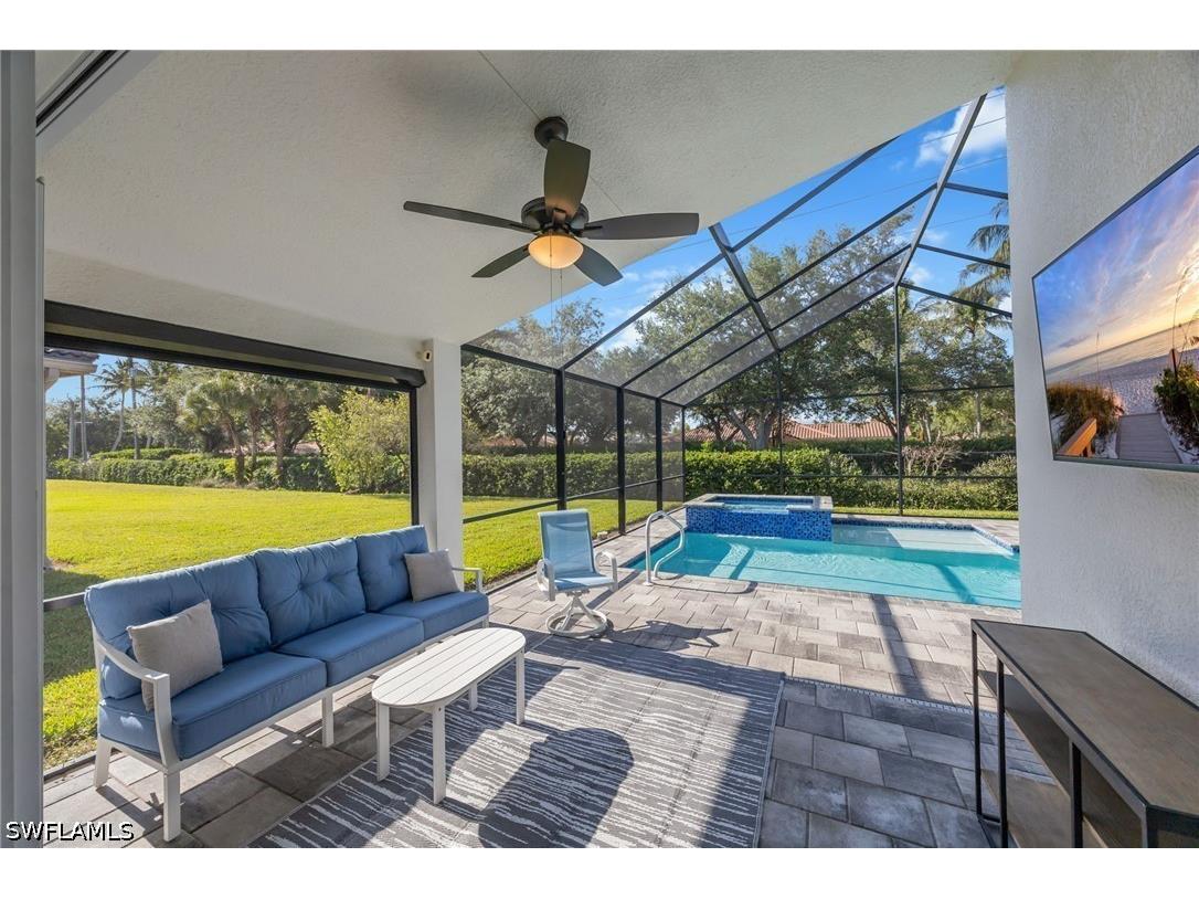 1671 Triangle Palm Terrace Naples FL 34119 226017225 image21