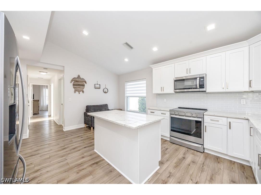 1671 Triangle Palm Terrace Naples FL 34119 226017225 image3