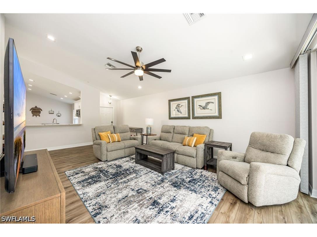 1671 Triangle Palm Terrace Naples FL 34119 226017225 image6