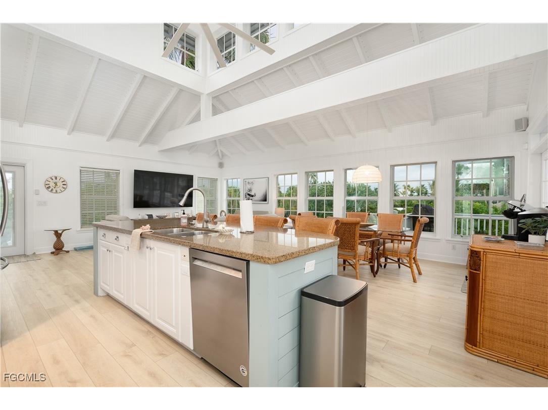 16710 Bocilla Island Club Drive Bokeelia FL 33922 2025007536 image8