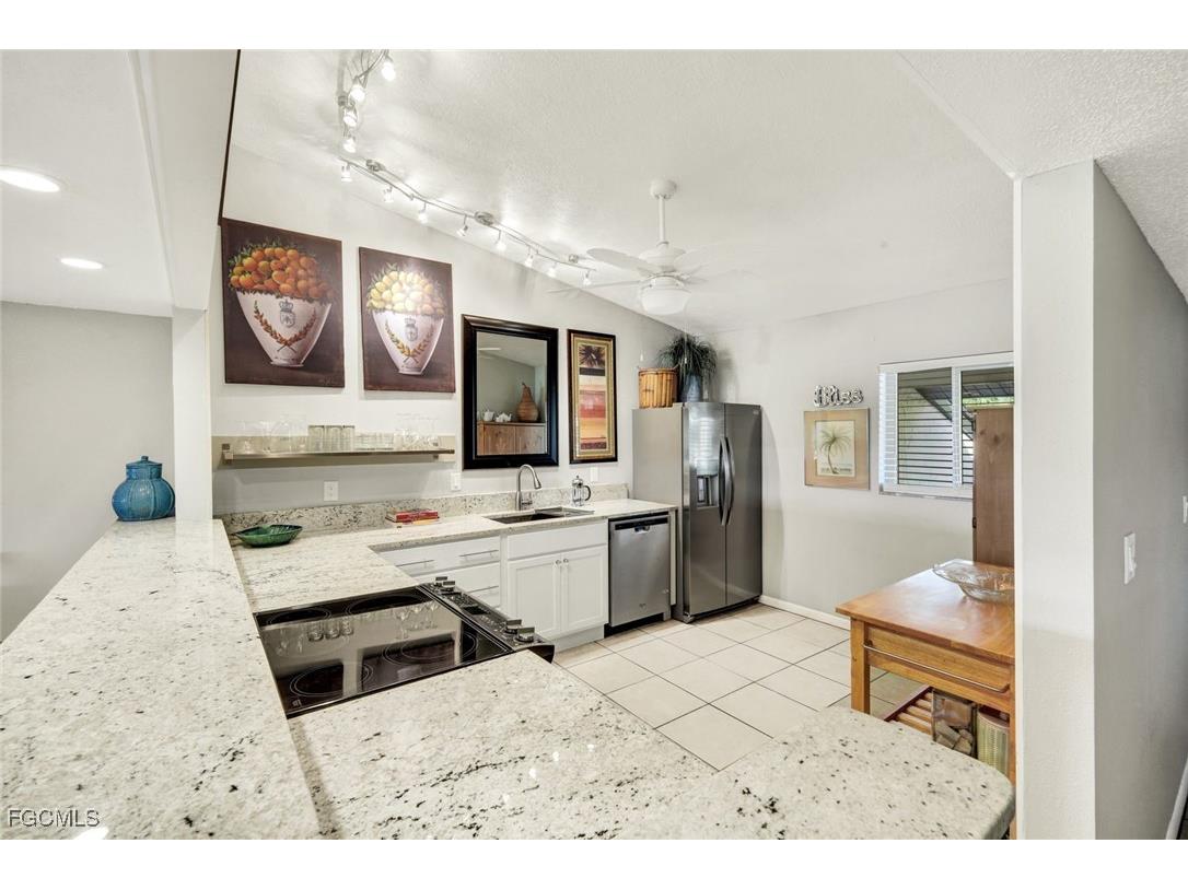 16710 Partridge Place Road #201 Fort Myers FL 33908 2025024186 image12