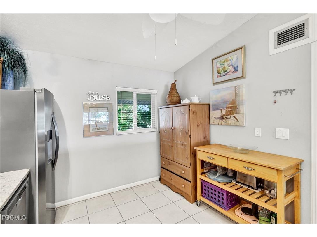 16710 Partridge Place Road #201 Fort Myers FL 33908 2025024186 image16