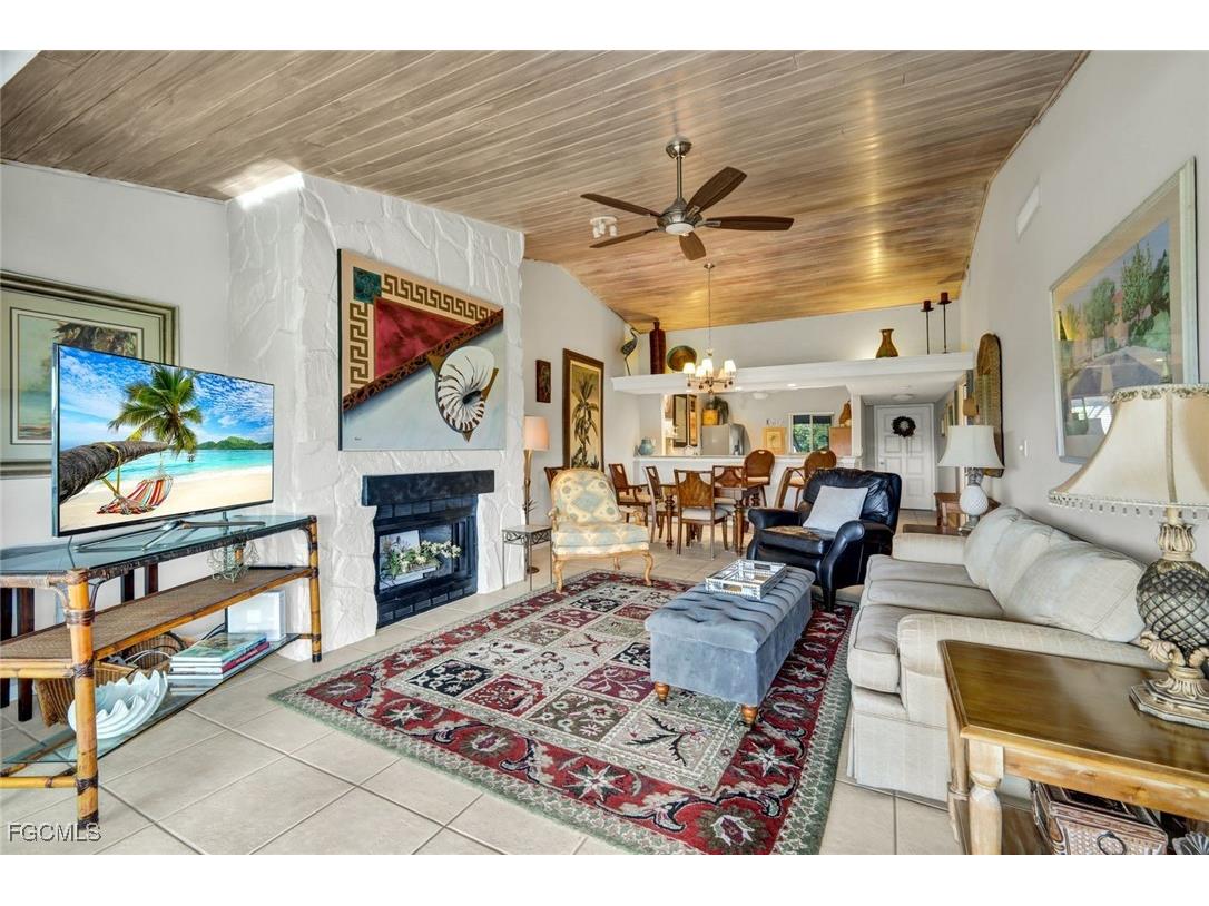 16710 Partridge Place Road #201 Fort Myers FL 33908 2025024186 image8