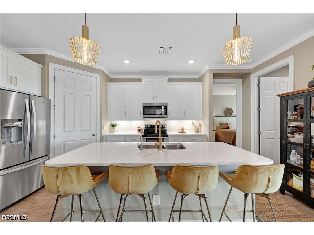 16711 Elkhorn Coral Drive North Fort Myers FL 33903 2026021001 image2